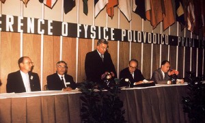 International conference on semiconductor physics, Prague 1960 (Mezina?rodni? konference o fysice polovodic?u? (Praha) )